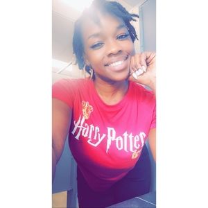 Meet your Posher, Tanisha